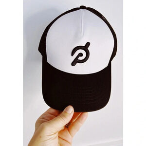 BNWT Peloton Black and White AdjustableTrucker Hat O/S